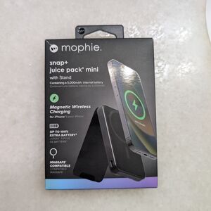 New In Box! Mophie Snap+ Juice Pack Mini with Stand